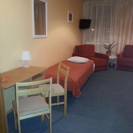 Hotel Kandava Kültér fotó